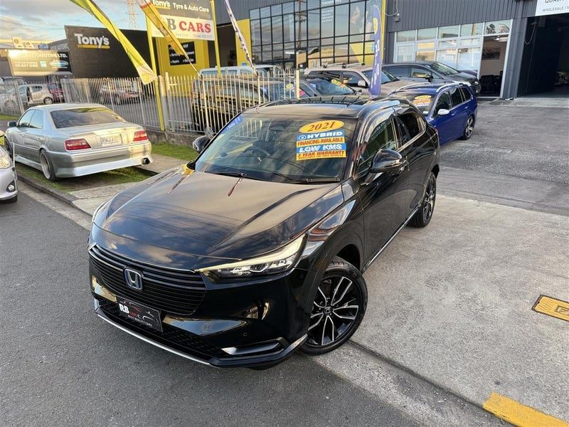 2021 Honda Vezel E: HEV Z Hybrid Beautiful Example, photo 2