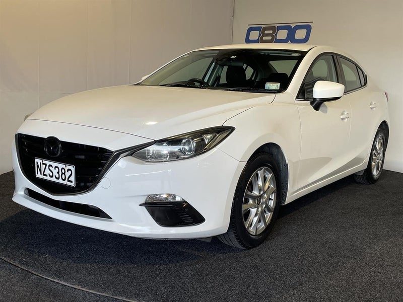 2014 Mazda Axela, photo 3