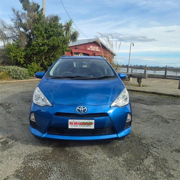 2014 Toyota Aqua S, photo 2
