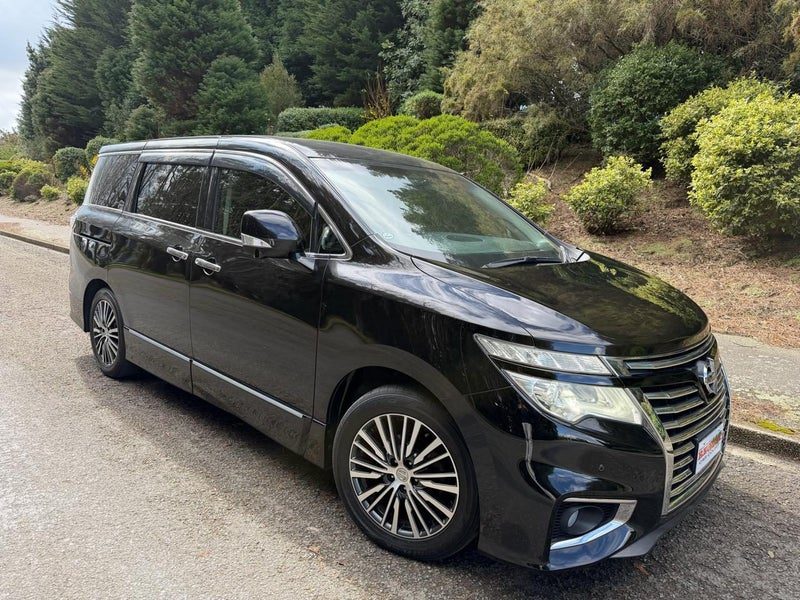 2014 Nissan Elgrand Highway Star 7 Seater