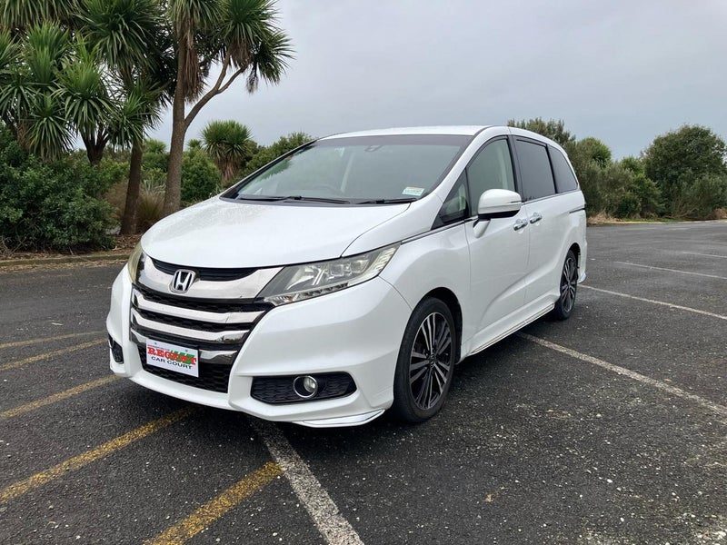 2014 Honda Odyssey Absolute, photo 3