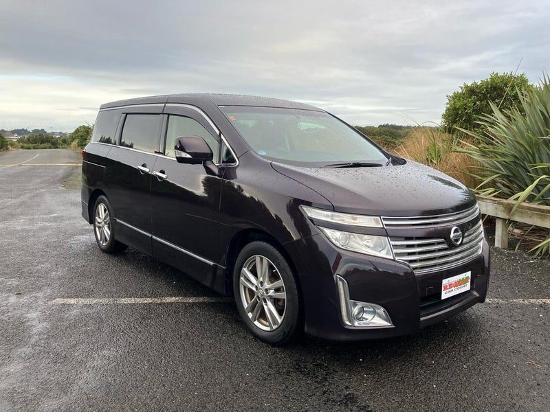 2012 Nissan Elgrand 250 HIGHWAY STAR 8-SEATER