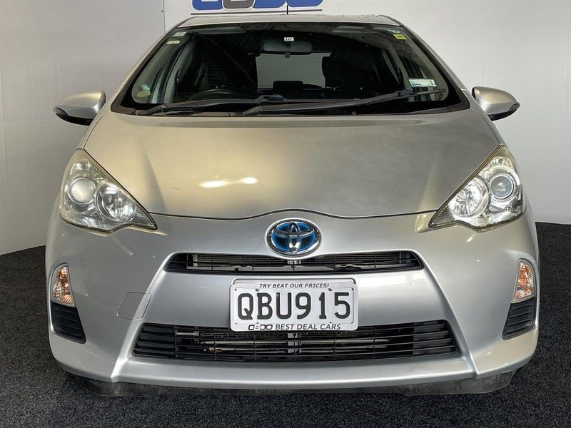 2013 Toyota Aqua HYBRID L, photo 2