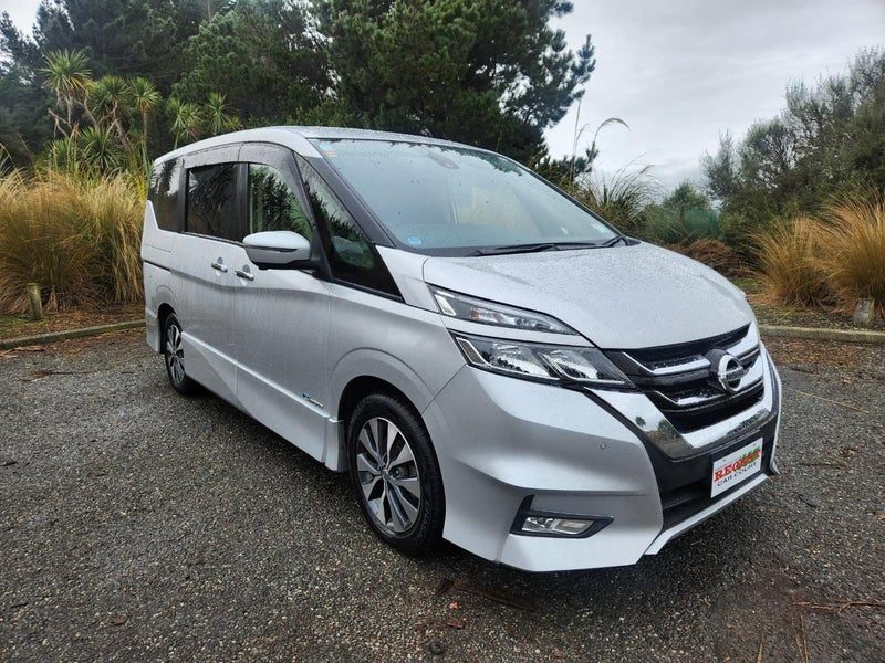 2017 Nissan Serena Highway Star
