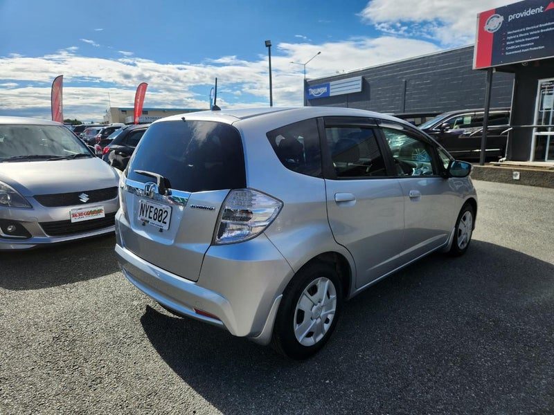2011 Honda Fit Hybrid, photo 3