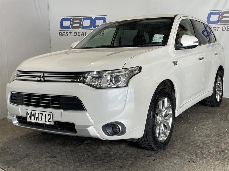 2014 Mitsubishi Outlander 2.0 PHEV, photo 3