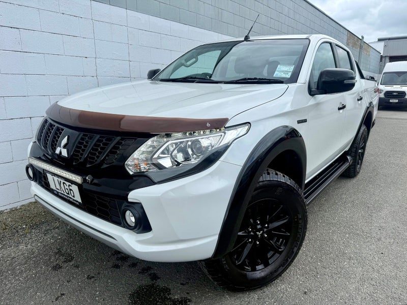 2018 Mitsubishi Triton GLS 4WD - BLACK EDITION