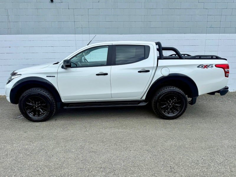 2018 Mitsubishi Triton GLS 4WD - BLACK EDITION, photo 3