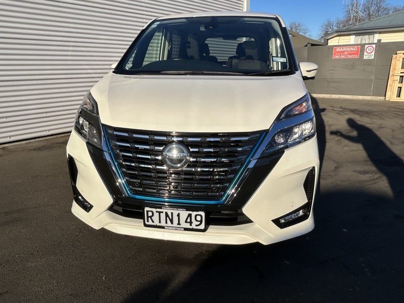2020 Nissan Serena Highway Star e-Power, photo 2