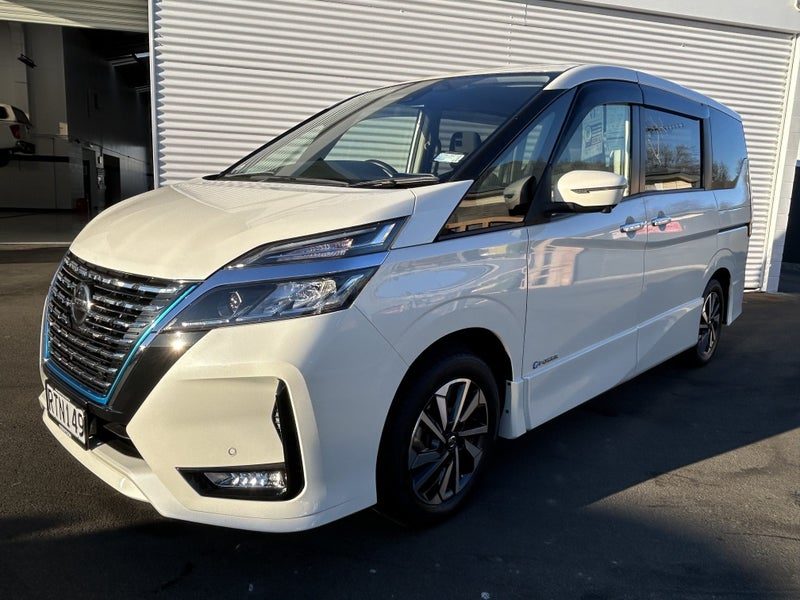 2020 Nissan Serena Highway Star e-Power, photo 3