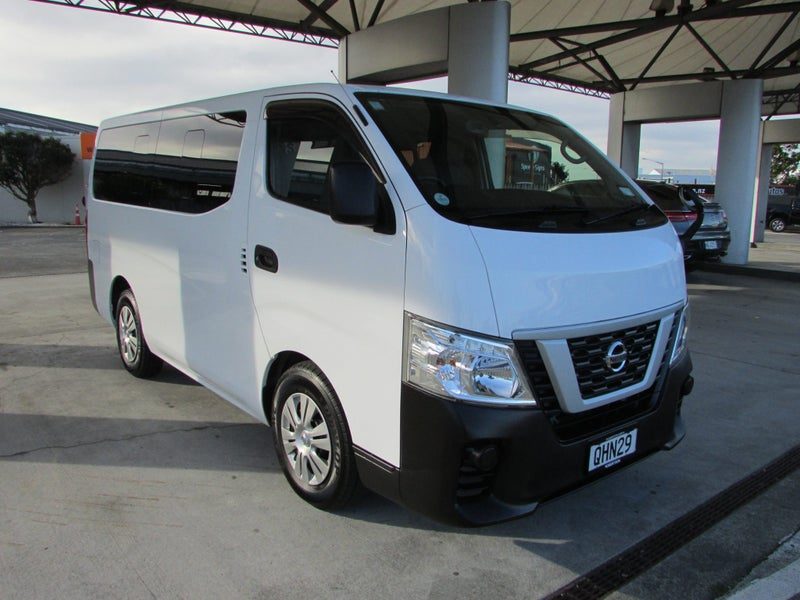 2018 Nissan NV350 2.5 AT 9 SEAT MINIVAN