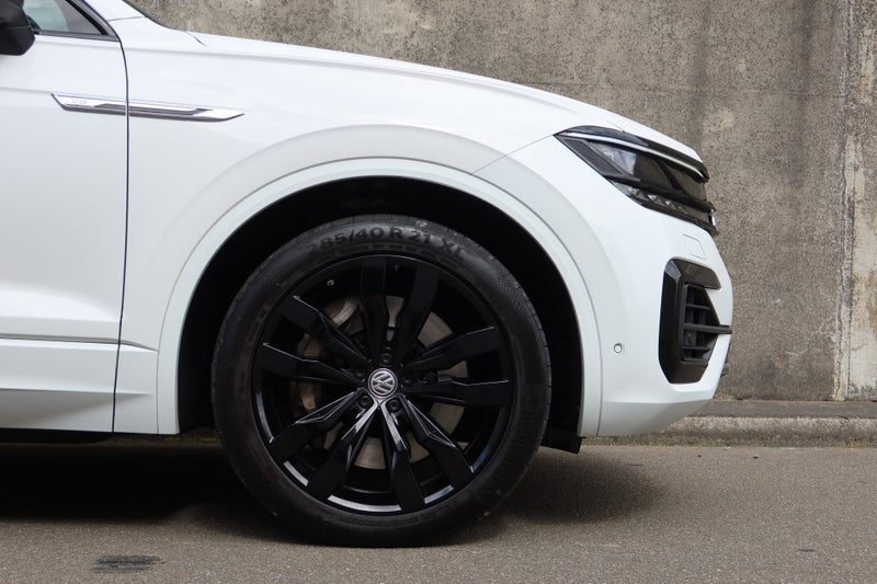 2020 Volkswagen Touareg V8 TDI, photo 3