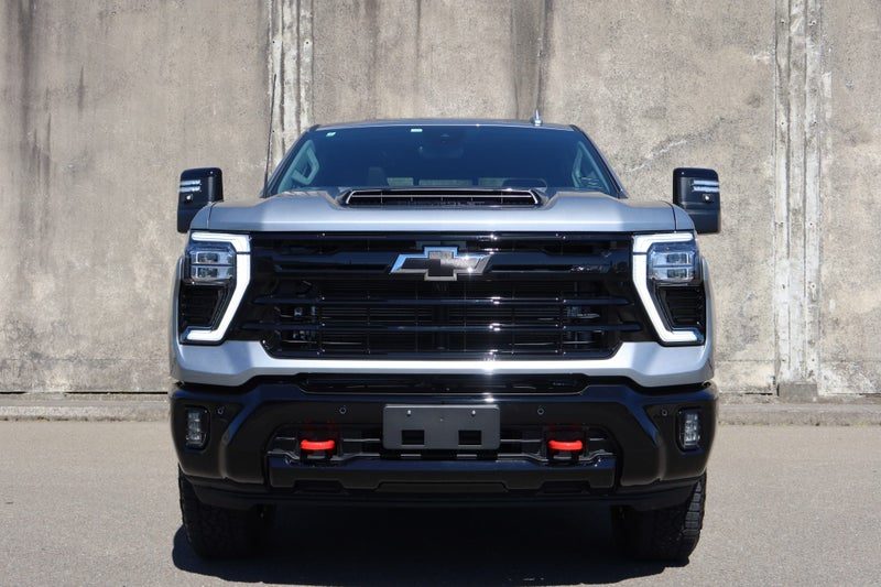 2026 Chevrolet Silverado 2500, photo 2