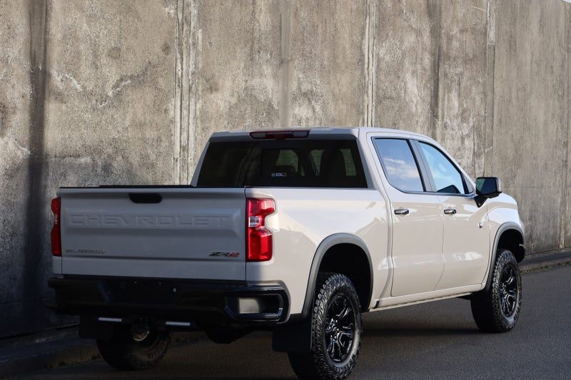 2026 Chevrolet Silverado GMSV Silverado 1500 ZR2, photo 3