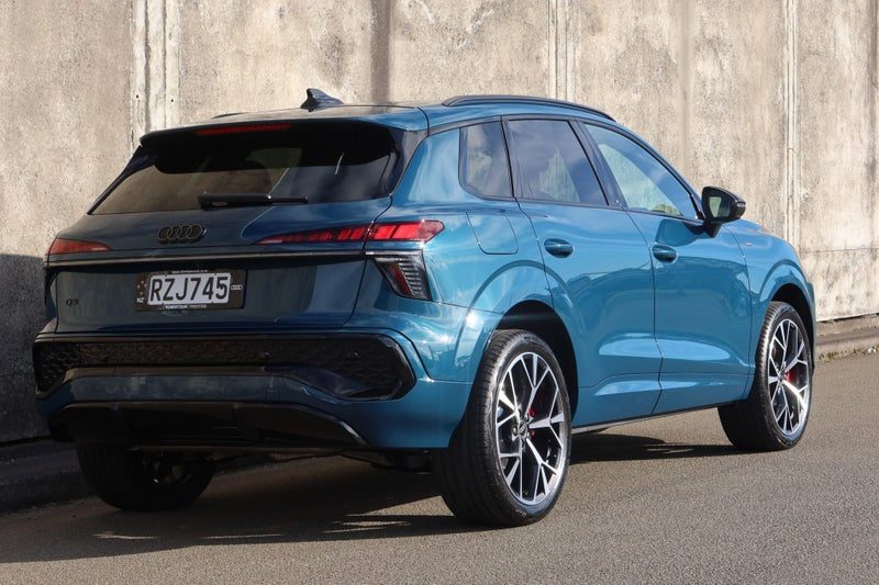 2026 Audi Q3 SUV e-hybrid 200 kW, photo 3