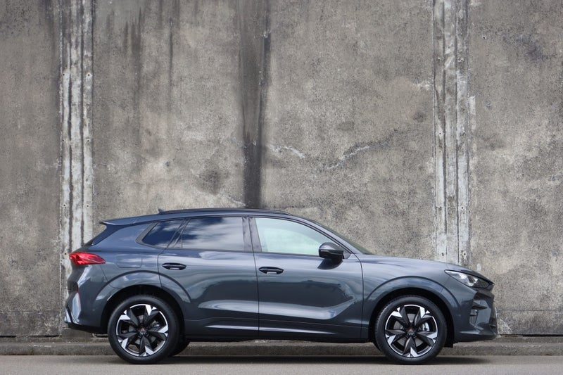 2026 Cupra Terramar V e-HYBRID, photo 2