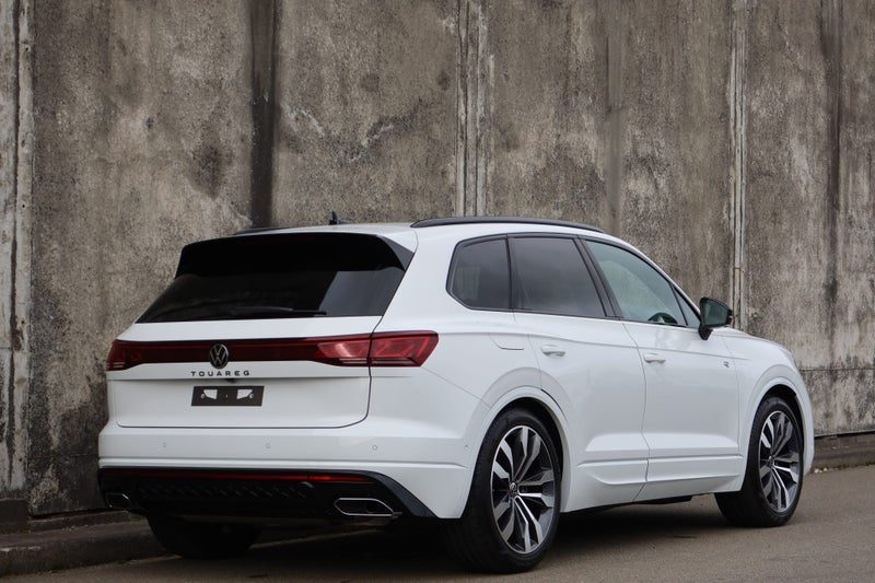 2026 Volkswagen Touareg V6S TDI R-Line, photo 3