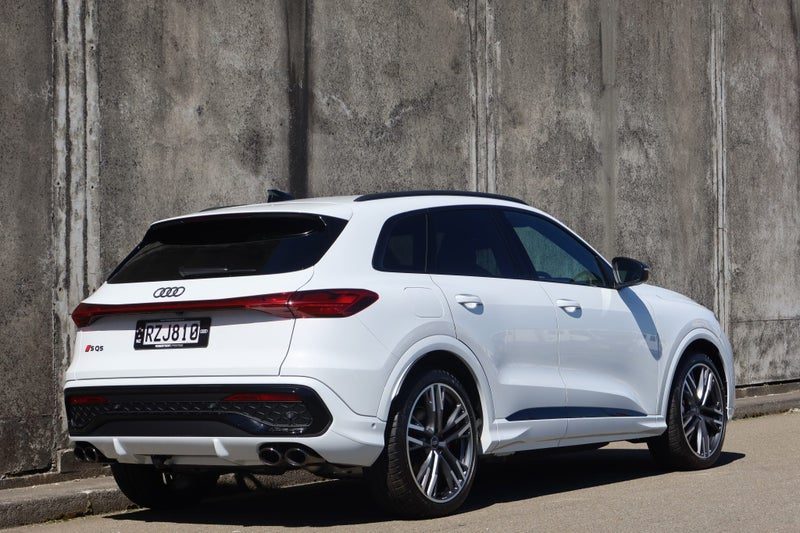 2026 Audi SQ5 SUV TFSI, photo 2