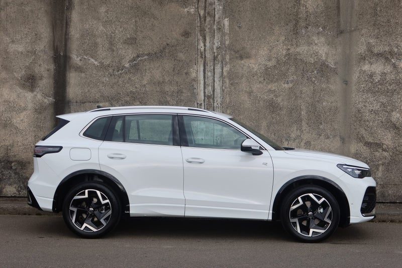 2026 Volkswagen Tiguan 3 R-Line, photo 2