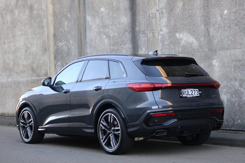 2026 Audi Q5 SUV TFSI quattro S tronic 150 kW, photo 3