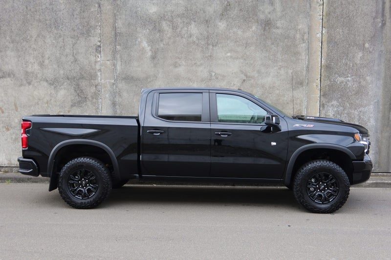 2026 Chevrolet Silverado GMSV Silverado - ZR2, photo 2