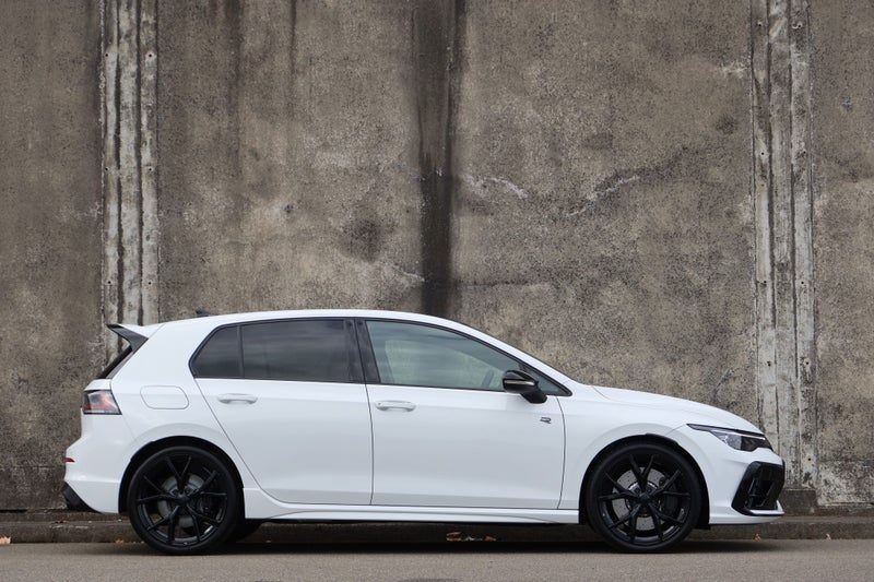 2026 Volkswagen Golf R, photo 2