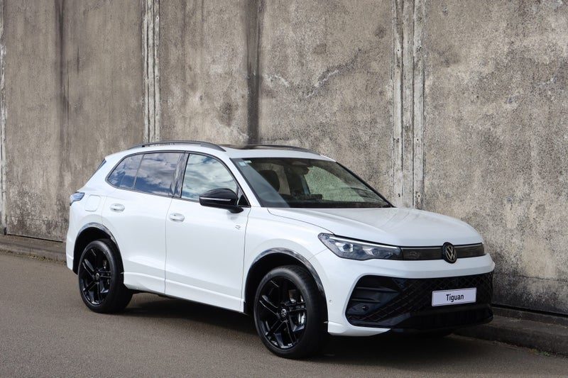 2026 Volkswagen Tiguan R-Line