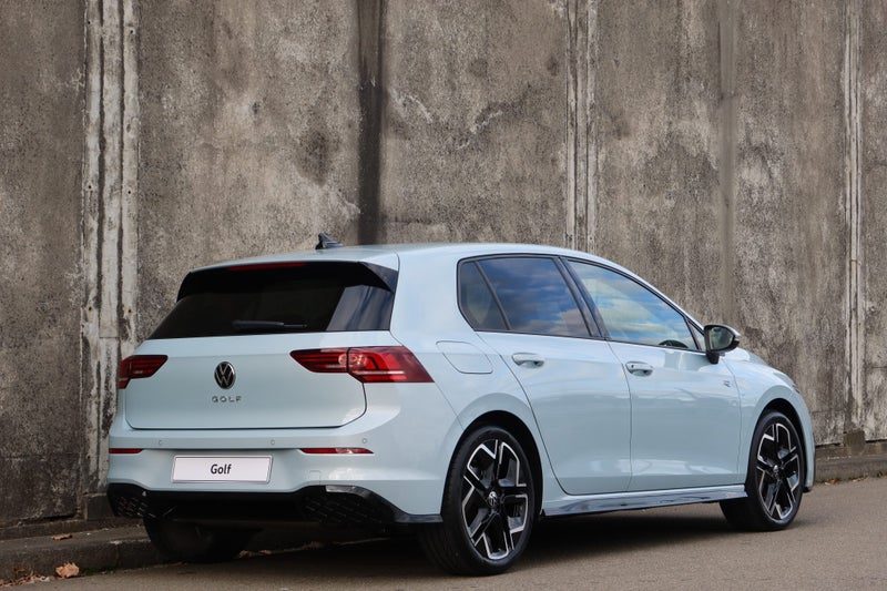 2026 Volkswagen Golf 8.5 R-LineTouring Package, photo 3