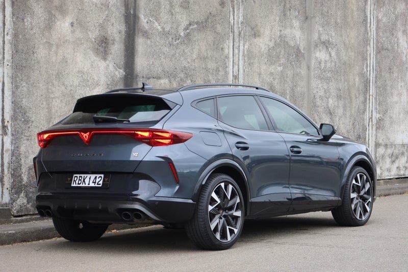 2025 Cupra Formentor VZ 2.0P/4WD / 7AM, photo 3