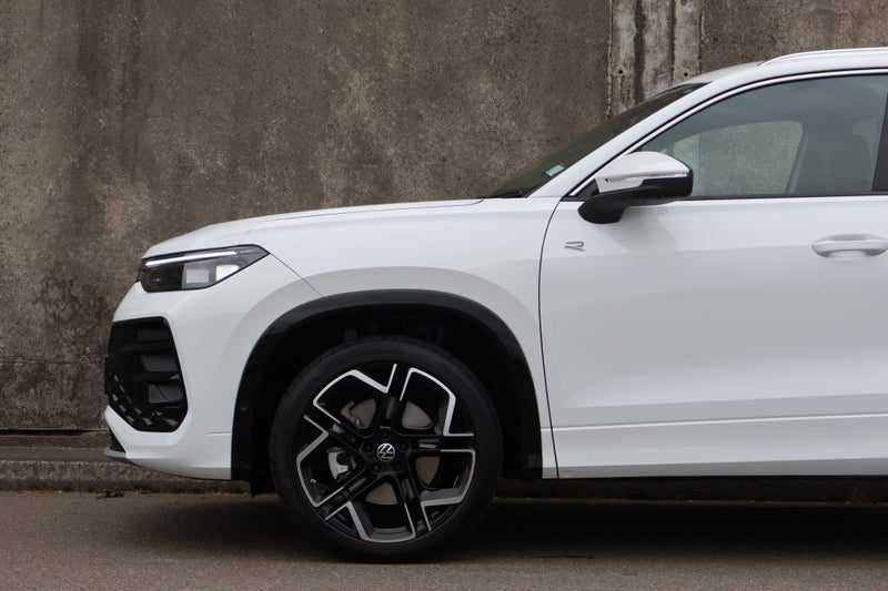 2026 Volkswagen Tayron R-Line AWD, photo 3
