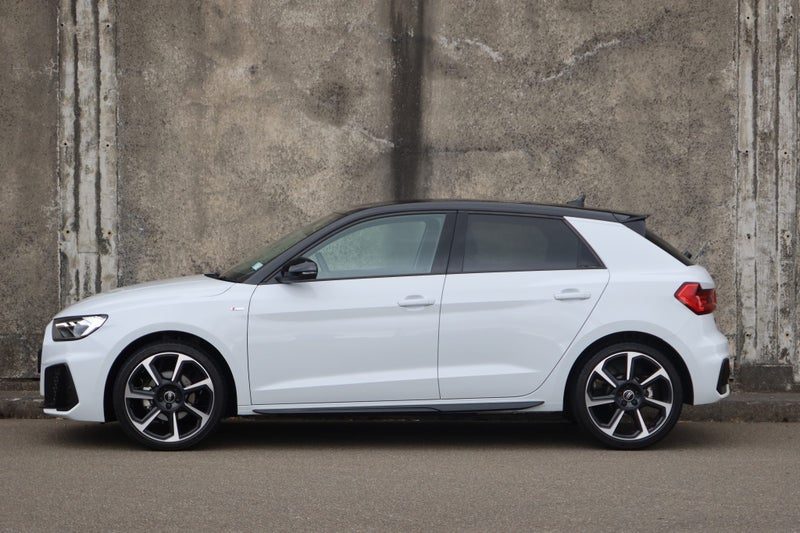 2025 Audi A1 35 TFSI S line, photo 2