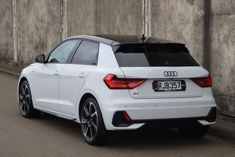 2025 Audi A1 35 TFSI S line, photo 3