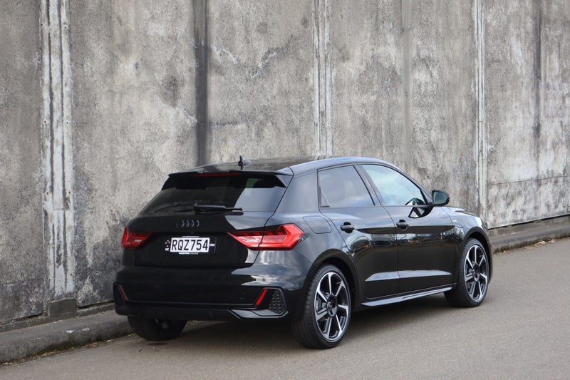 2026 Audi A1 35 TFSI S line, photo 3