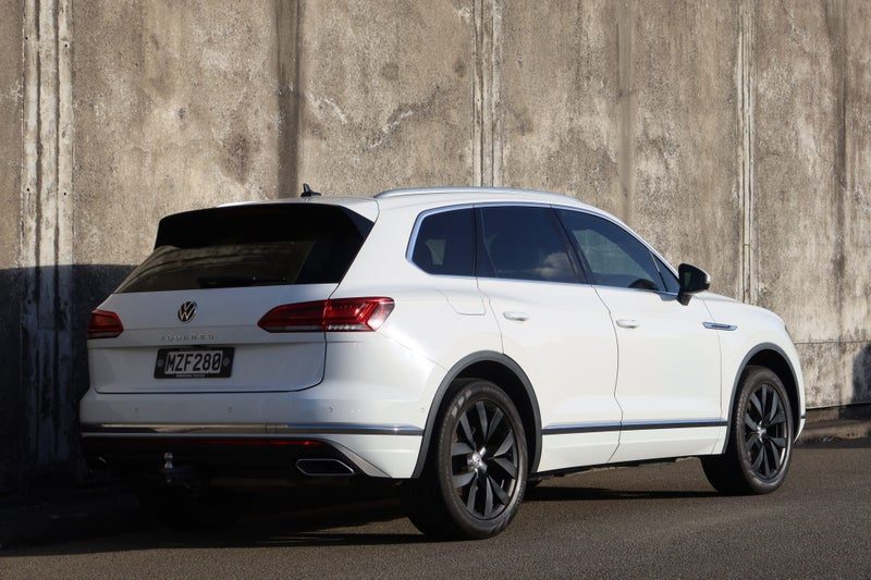 2020 Volkswagen Touareg V6 TDI, photo 3