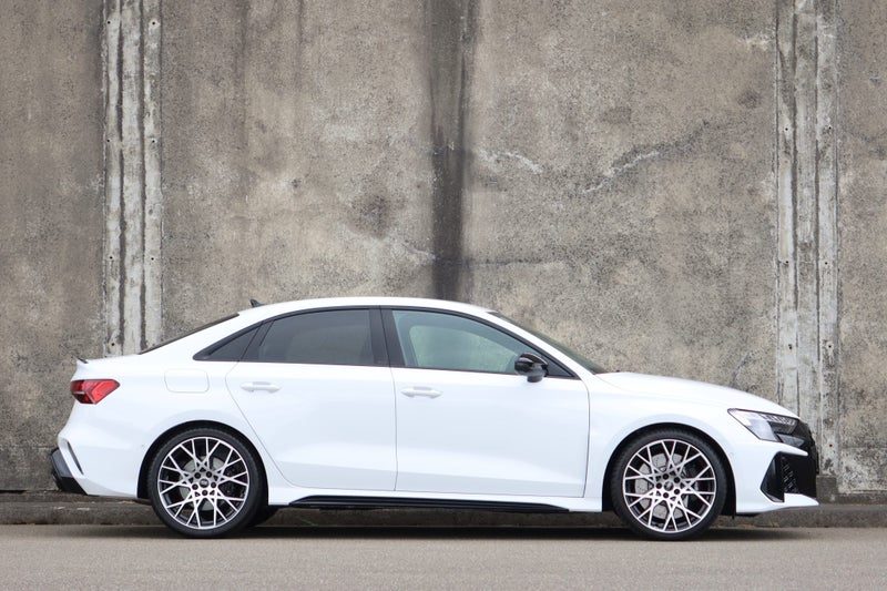 2025 Audi RS3 Sedan 2.5 TFSI 294kW Quattro, photo 2