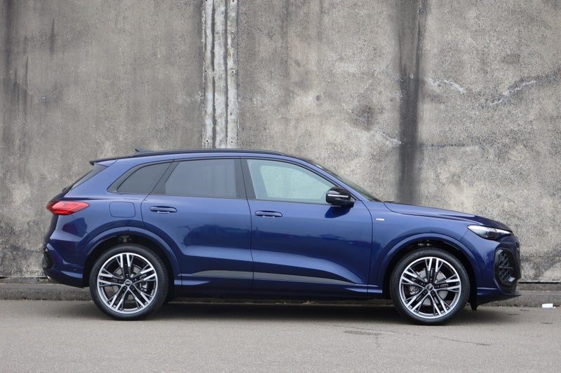 2026 Audi Q5 SUV TFSI quattro S tronic 150 kW, photo 2