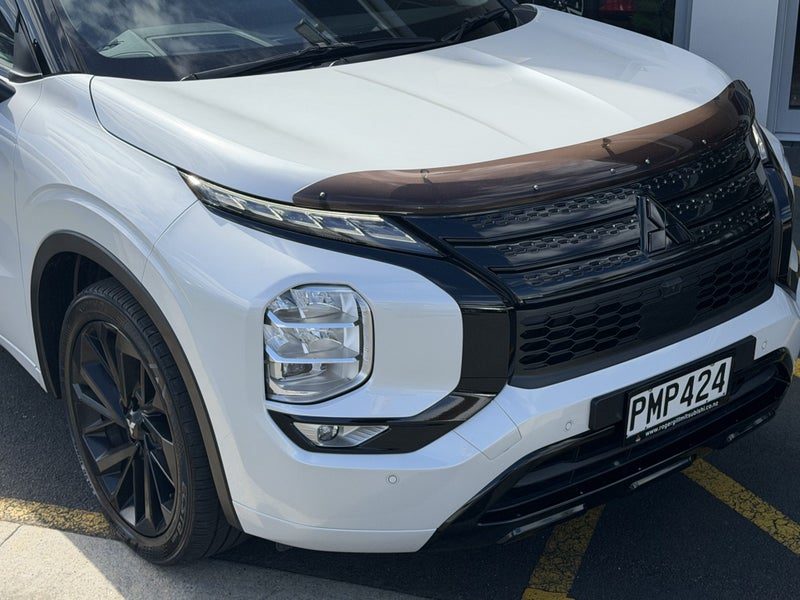 2022 Mitsubishi Outlander VRX 7 Seater, photo 3