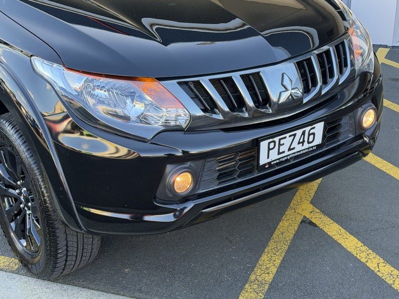 2018 Mitsubishi Triton GLXR, photo 2
