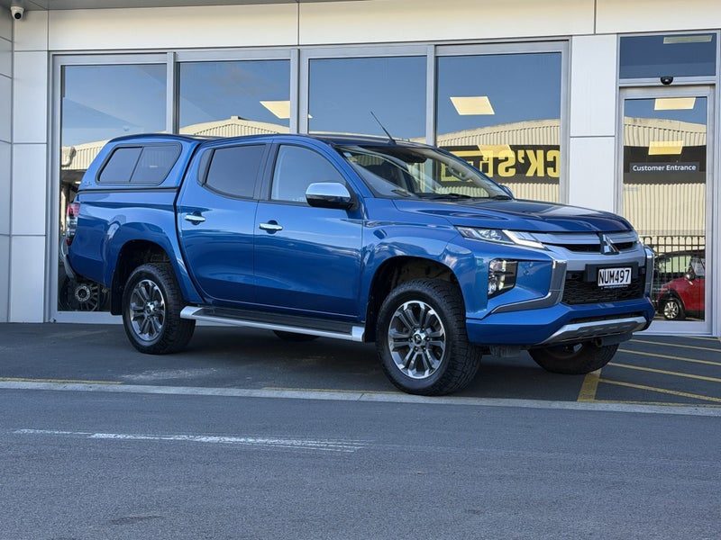 2022 Mitsubishi Triton GLXR