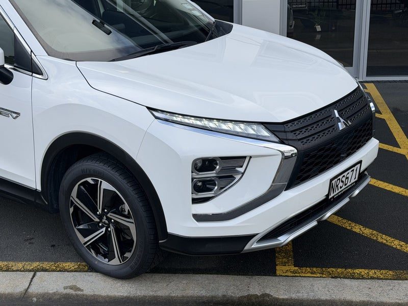 2021 Mitsubishi Eclipse Cross XLS, photo 2