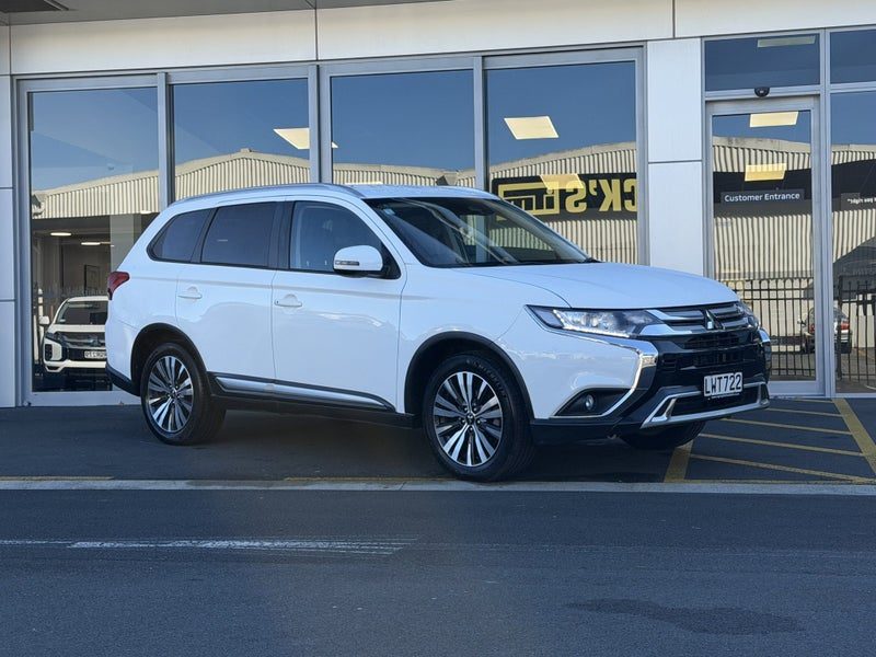 2018 Mitsubishi Outlander XLS 7 Seater