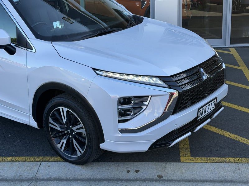 2024 Mitsubishi Eclipse Cross VRX, photo 2