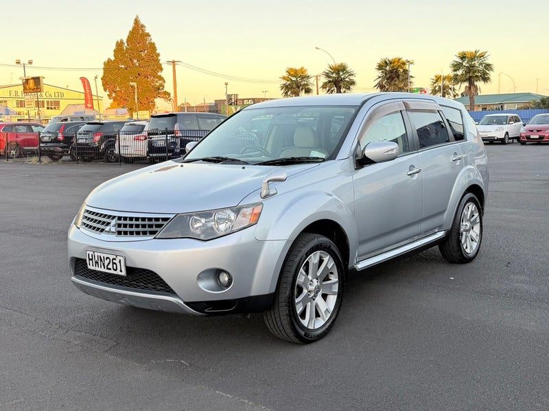 2008 Mitsubishi Outlander, photo 3