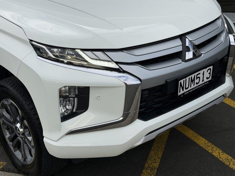 2022 Mitsubishi Triton GLXR, photo 3