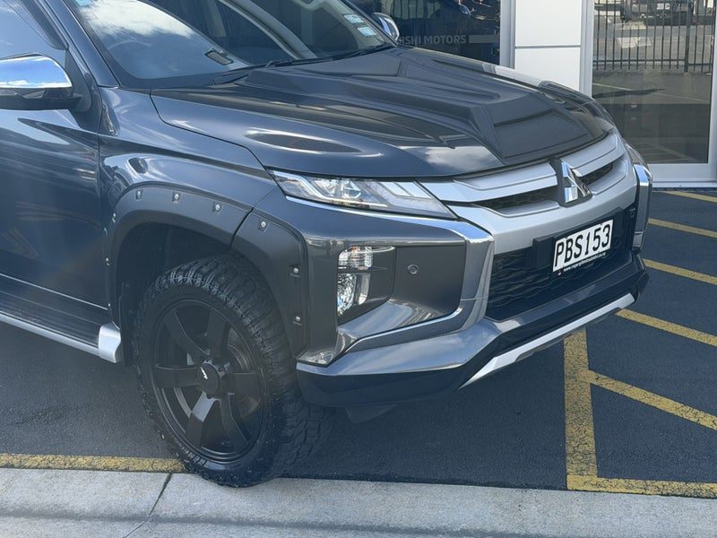 2022 Mitsubishi Triton GLXR, photo 2