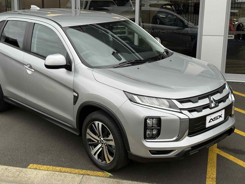 2026 Mitsubishi ASX LS, photo 2