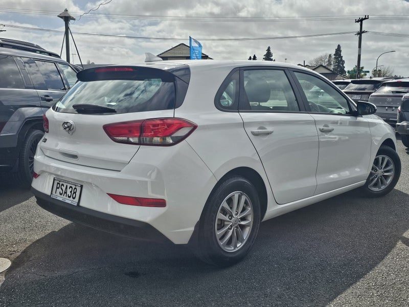 2023 Hyundai i30 1.5 Hatch, photo 3
