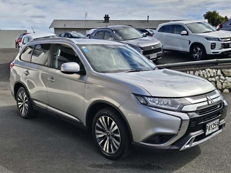 2022 Mitsubishi Outlander Ls 2.4P/Cvt, photo 3