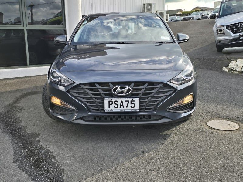 2023 Hyundai i30 1.5 Hatch 1.5P, photo 2