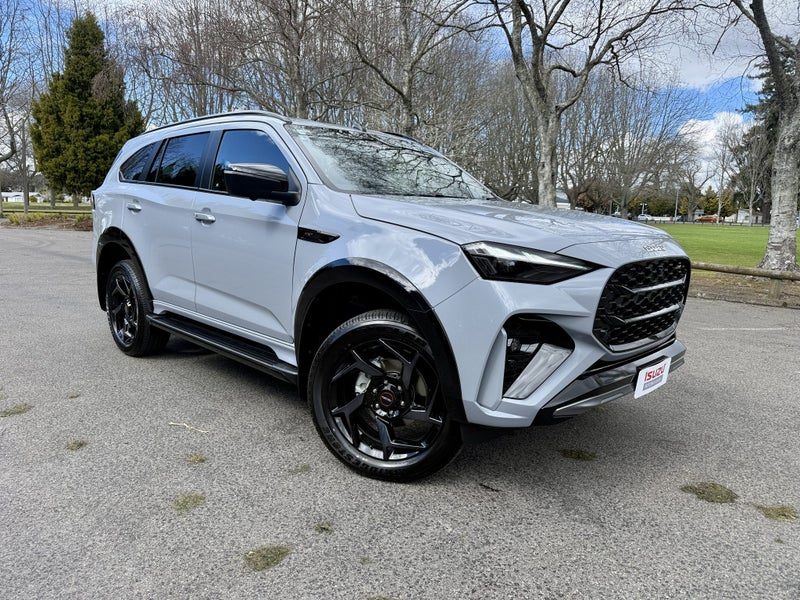 2026 Isuzu MU-X XT 4WD, photo 2